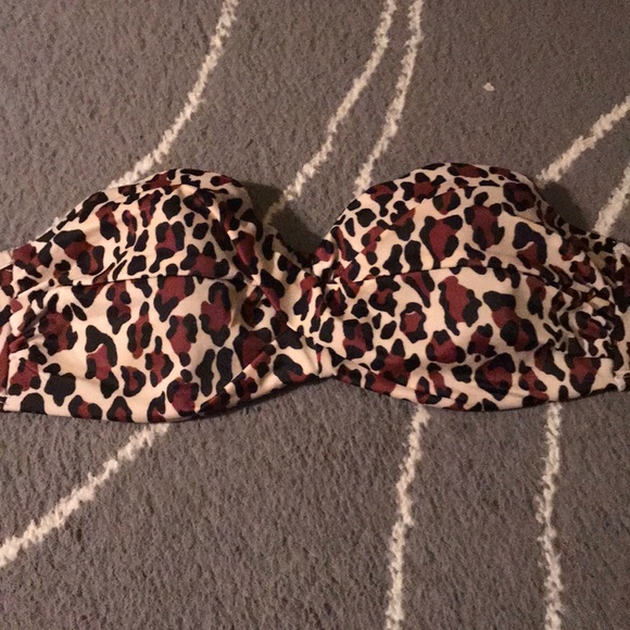 Leopard bikini top - Picture 2 of 4